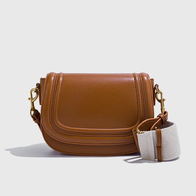 Luxury Bags Vegan - Minimalist Stitched Saddle Crossbody Bag For