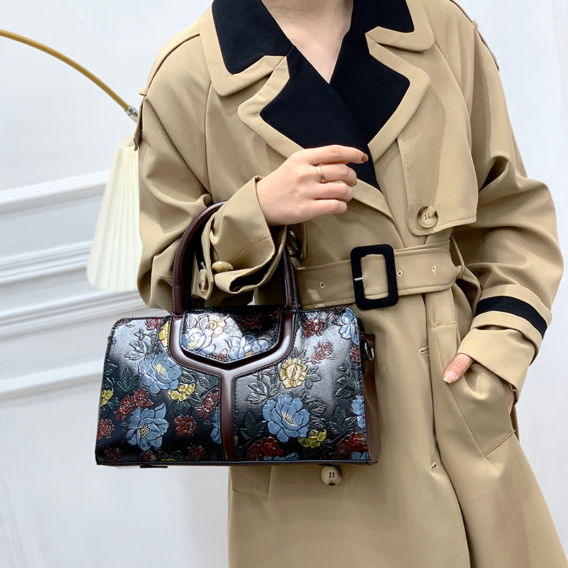Vintage Floral Embossed Boston - Luxury Bags Vegan ulasan dan harga