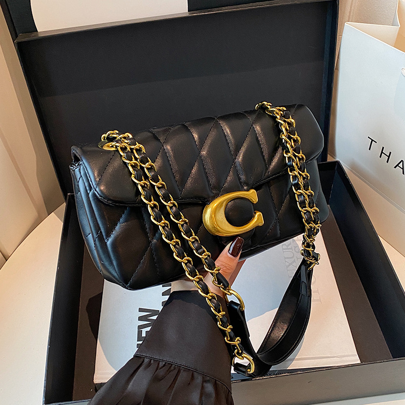 Women Quilted Leather Shoulder - Luxury Bags Logo ulasan dan harga