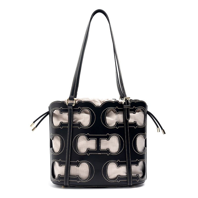 CH Tote Bag Cutout Logo Large  - Luxury Bags Logo ulasan dan harga